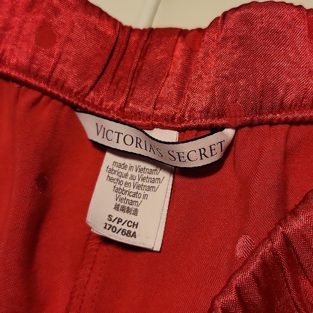 Victoria secret super soft silk sexy red bottoms sleepwear Valentines day ♥️ - Picture 2 of 3